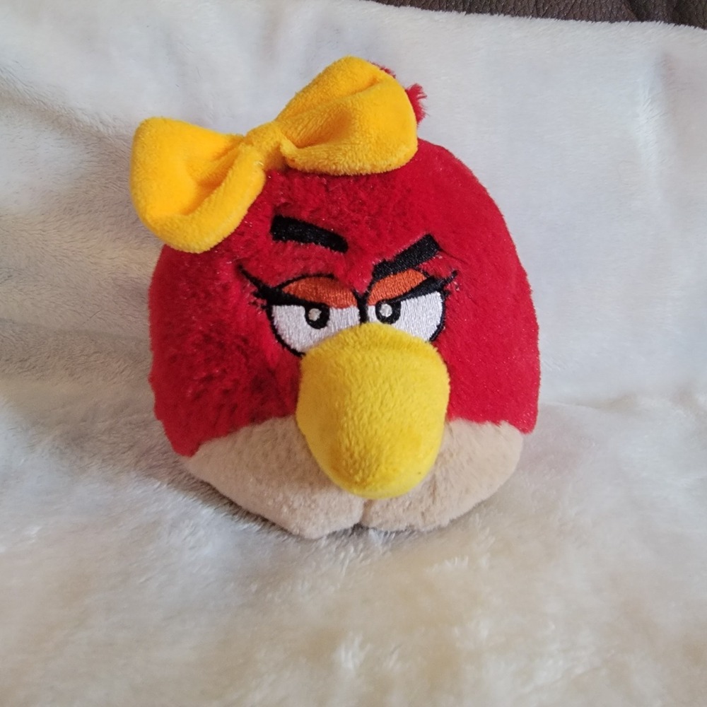 Angry Birds Girl With Yellow Bow